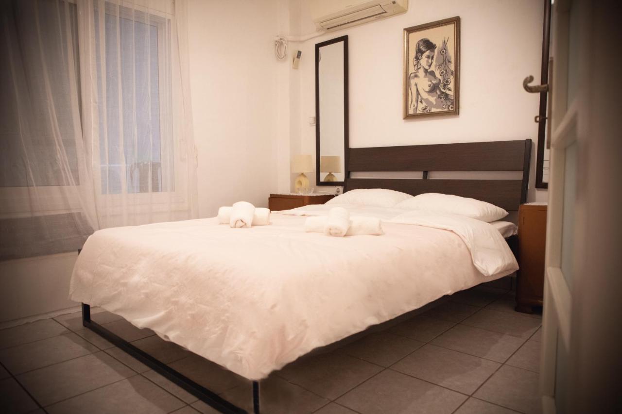 Ellanikou Apartment In Pankrati Vipgreece Atene Esterno foto